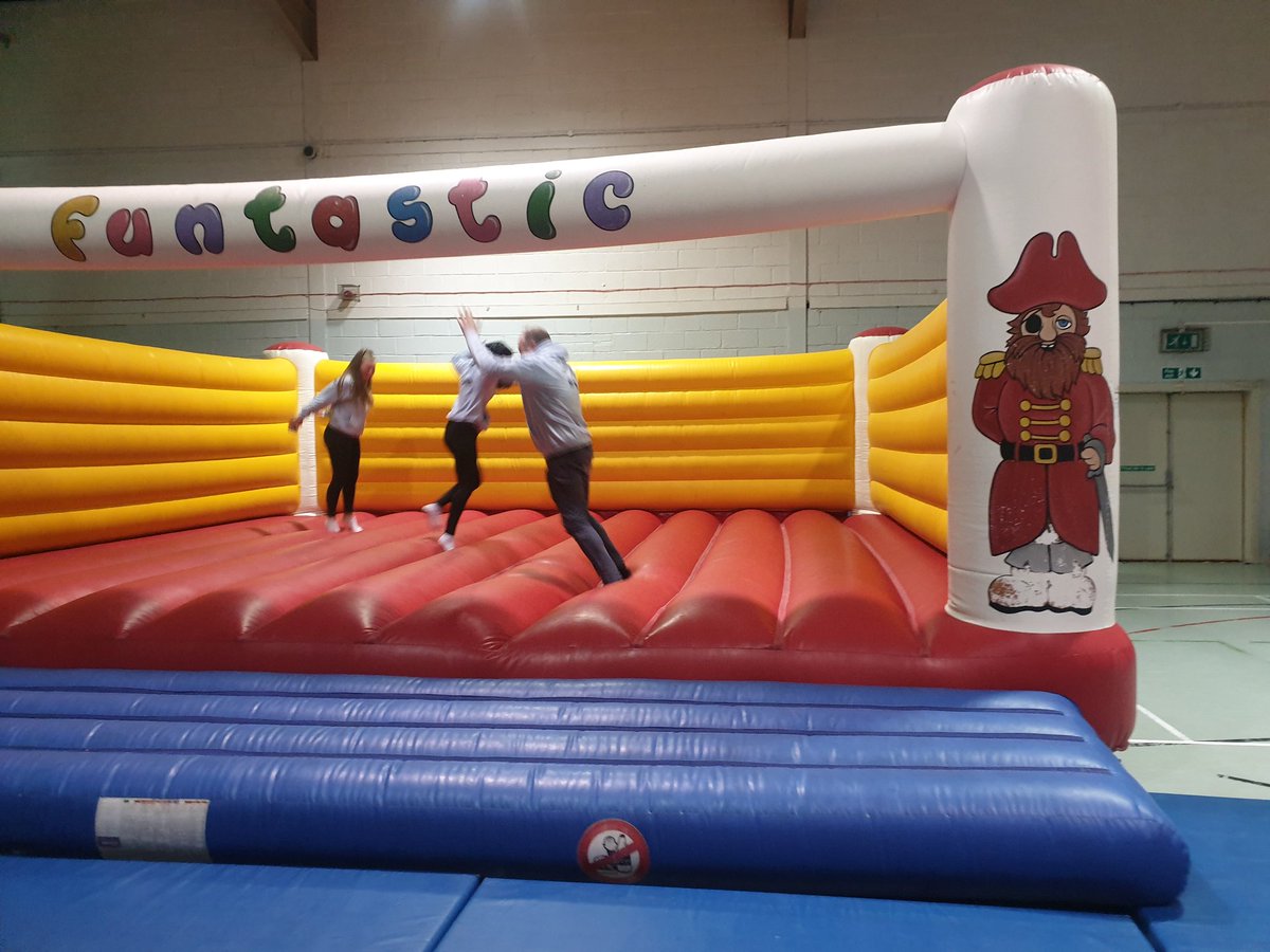 GovanMathsDept's tweet photo. Studying: check. Chris Smith appearance: check. Bouncy castle: check. It can only mean one thing...Maths camp 2020 has begun! @LourdesMaths @aap03102 @SUGowanbank @GovanHighSchool #mathsisfun #mathsCamp2020 https://t.co/rJovMIJLqM