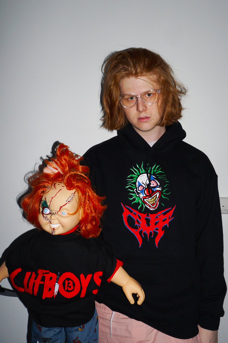 CUFCLOTHING's tweet photo. $13 T-SHIRTS &amp; $33 HOODIES AVAILABLE FOR 72 HOURS ON https://t.co/BCyQjvxuA0 https://t.co/QjvcfMCCQV