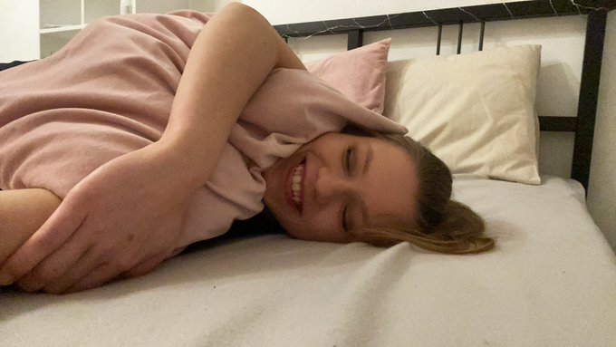 30 minutes to the stream🥰 https://t.co/xj20UZaDy8<a href="/tag/mvsales"class="tags"><span>#mvsales</span></a>