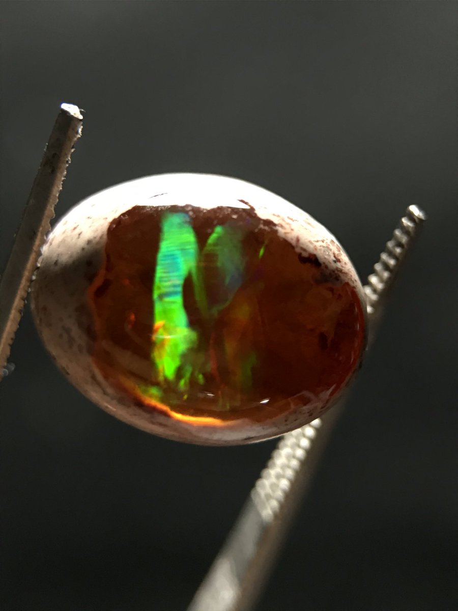 MagdaMinerales's tweet photo. The M of Magda Minerales 🔥
Incredible contra Luz Opal on matrix ... unique !
.
Inbox 📨
.
#magdaminerales #mexicanopal #magicopal #fireopals #contraluzopal #opals #canteraopals #canteraopal #mexicanfireopals #gems https://t.co/cNwSDfN8Xy