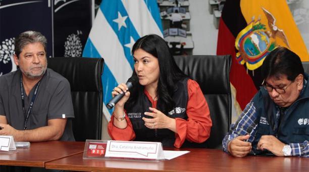 MURIÓ PRIMERA PACIENTE QUE DIO POSITIVO A COVID-19 EN ECUADOR lapremierfm.com/murio-primera-…