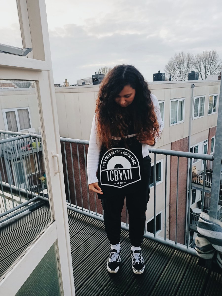 JESSYYASMEEN_'s tweet image. Finally I can announce that I am officially part of the @tcbyml family!  "TCBYML is an Amsterdam based independent #label with years of experience working in the Dutch music industry and for music companies like Universal Music, EMI, Virgin, Sony and Roadrunner Records." #signed