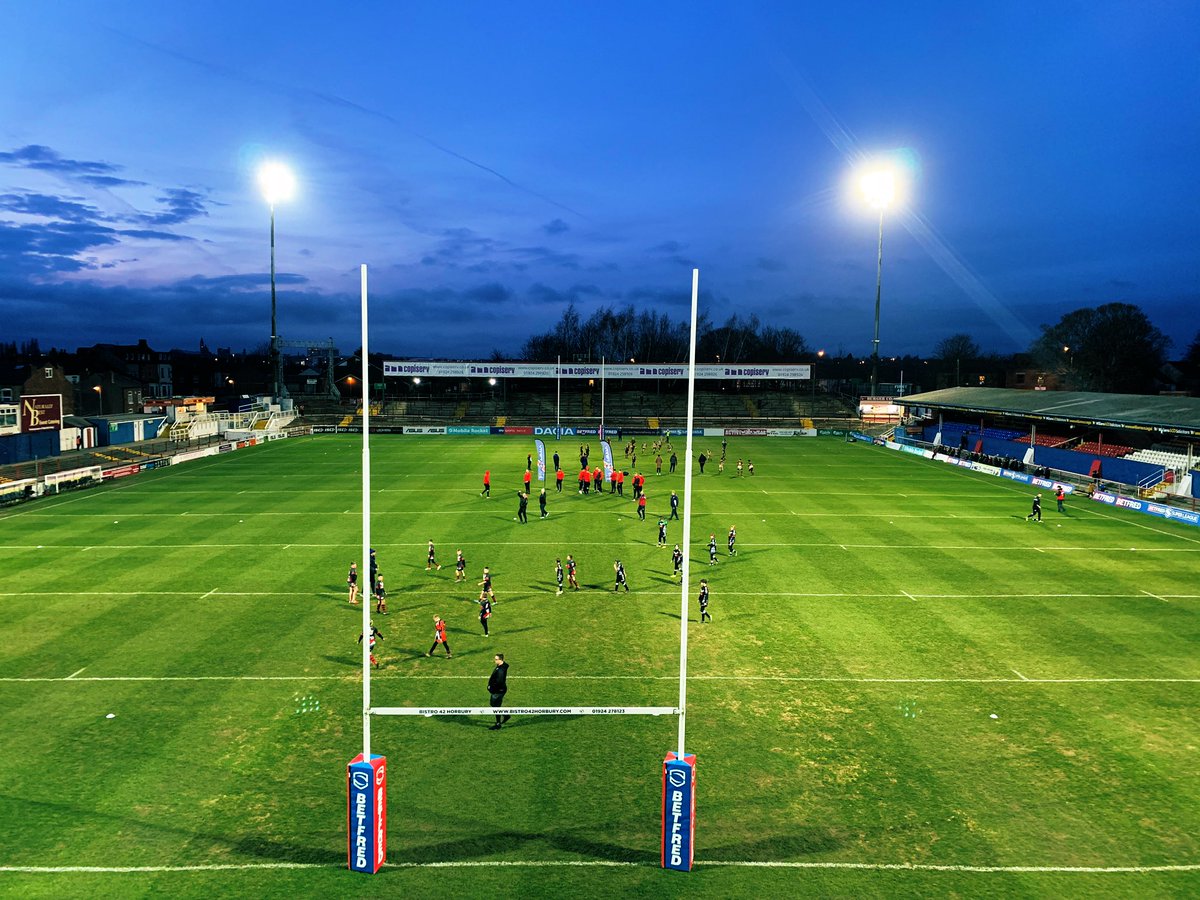 Big well done to all the players who took part in our pre match festival tonight! 👏🏻👏🏻 Some fantastic games of Rugby League played between @CriggAllBlack11 <a href="/NormantonARLFC/">NORMANTON KNIGHTS</a> <a href="/RangersOpenAge/">Stanley Rangers RLFC</a> <a href="/WakefieldHawks/">Wakefield Hawks</a>
