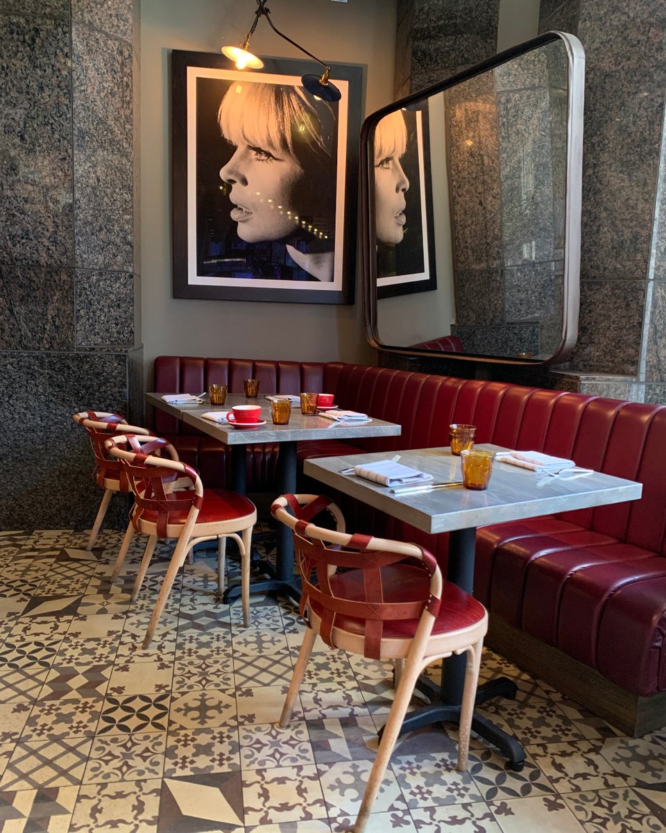 One of the many faces of Nico.
📷 @agirlaboutchicago
#NicoOsteria #NicoInteriors #restaurantdecor #restaurantdesign #insideNico #restaurantart #insidetherstaurant #neighborhoodrestaurant #chicagorestaurants #chicagodiningscene #restaurantinteriors #interiordesign