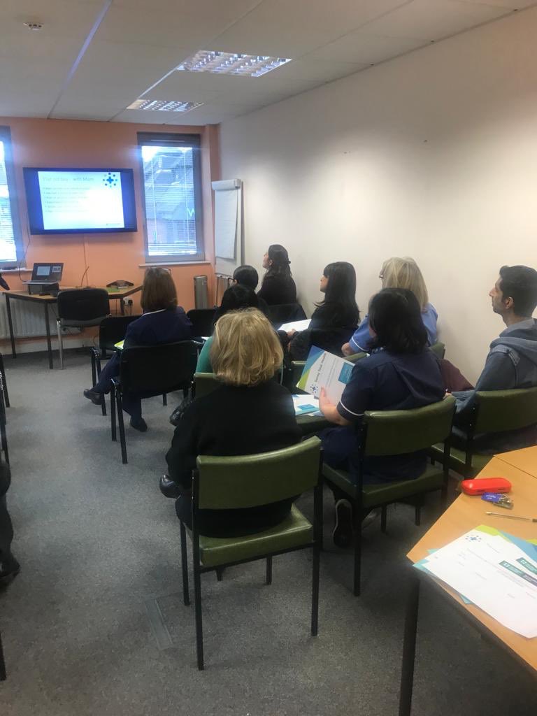 SurreyTHealth's tweet photo. Dr. Josh Jacob delivered an educational talk to the GPs on behalf of Woking Nuffield at West Byfleet Medical Centre. Dr Jacob taught the GPs about a week in the life of knees, what to look out for and how to treat different symptoms. #JoshJacob #SurreyTotalHealth #NuffieldWoking https://t.co/sAEKsK1q4W