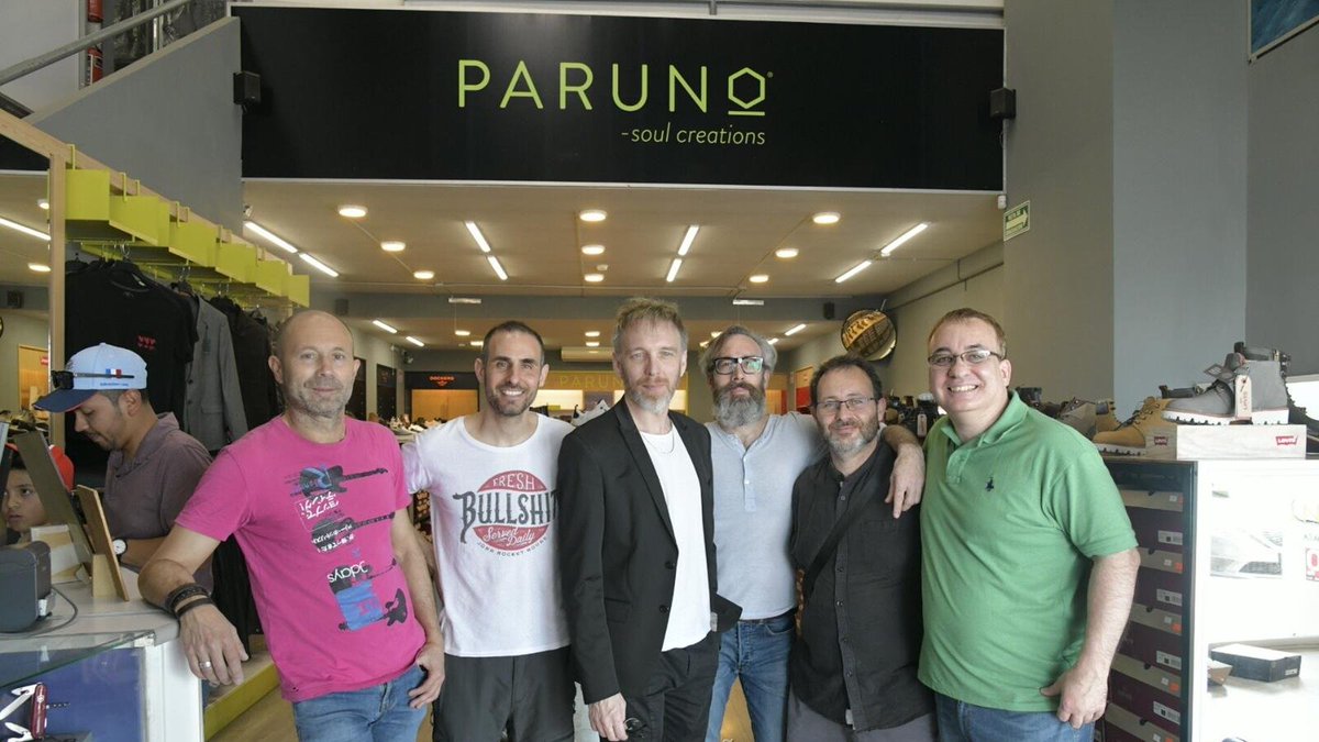 Ayer nos visitaron nuestros amigos de <a href="/ElefantesMusic/">ElefantesOficial</a>