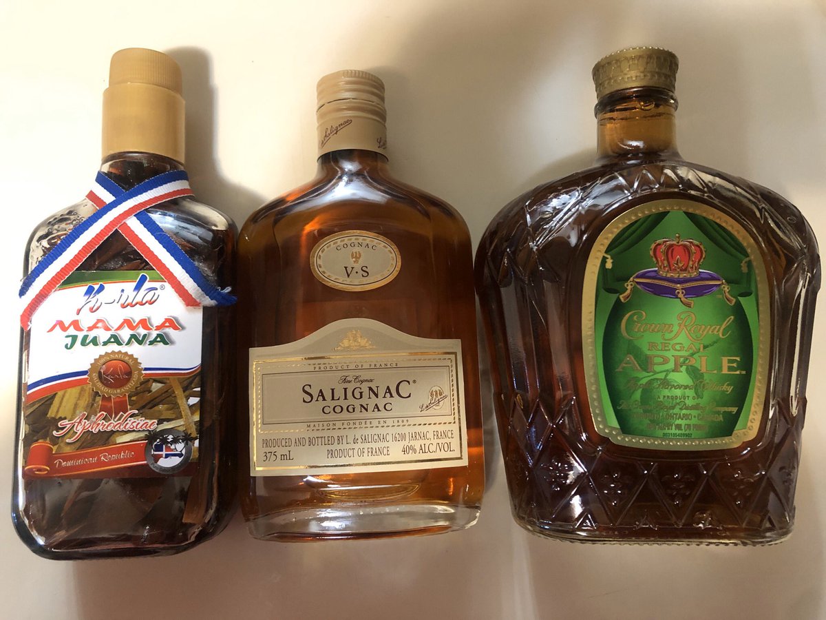 RafikiLos's tweet photo. HAPPY HOUR WITH #demdamnduncans #loaded #salignac #mamajuana #crownapple 😈 https://t.co/LY1EpTfVfQ