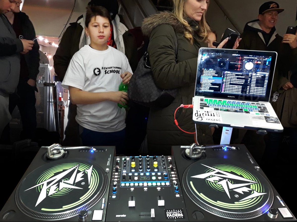 Slipmats Online Twitter