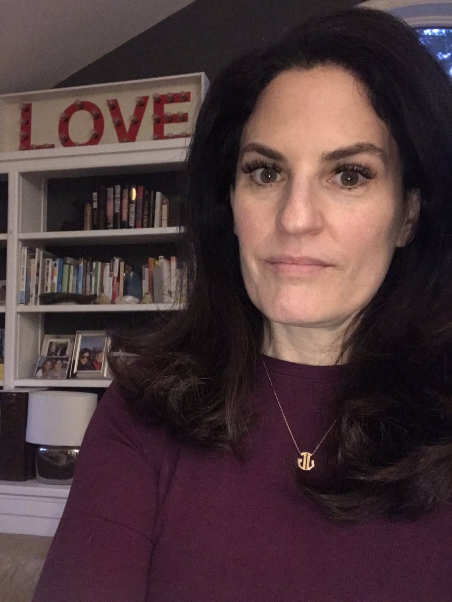 Day #1 #Coronacation. Using the opportunity to #getorganized #deepdive #ownyourstuffdontletyourstuffownyou. Let’s get productive!  How many bags can you de clutter?  #garbagebagchallenge. Stay safe and #WashYourHands #sanitize #repeat 
Who is with me?