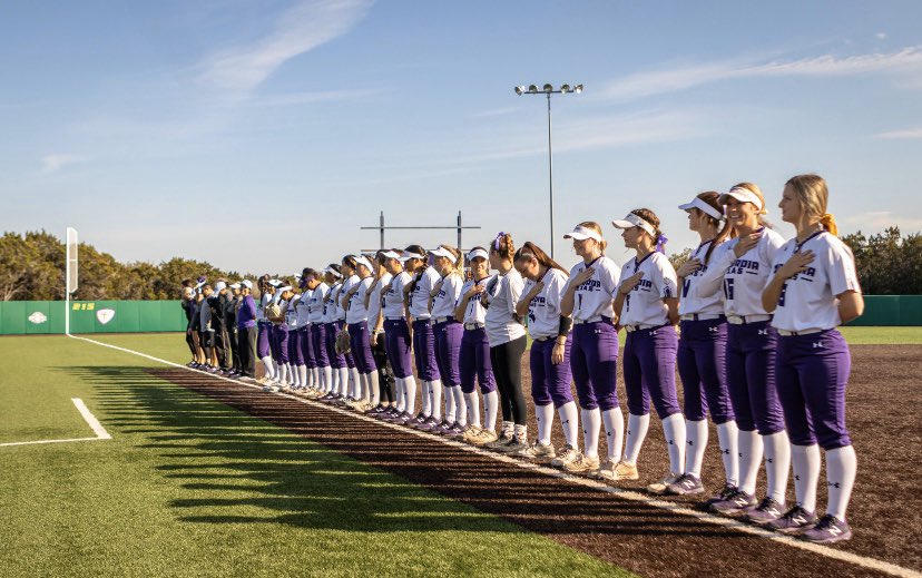 kkeeleyy's tweet photo. this season happened so fast💔 i’ll always be so thankful for this sport and the relationships i’ve made through it, and remembering to give God the glory in every situation. until next season💓 https://t.co/wzARdrGzdx
