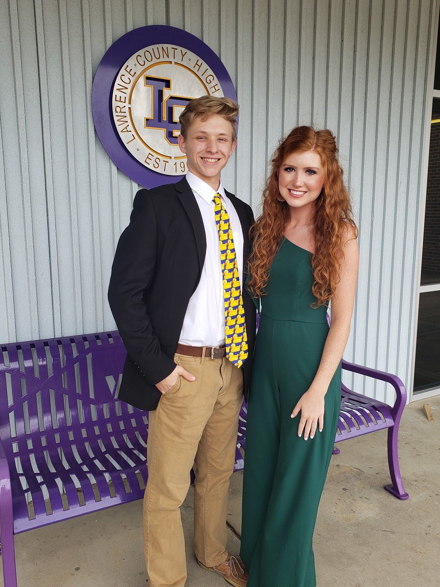 LCHSone's tweet photo. Mr. and Miss Law Co Hi for 2020: Miss Allie Kate Kidd and Mr. Jacob Stanfill! Well deserved honor! https://t.co/rduxqVK1UP