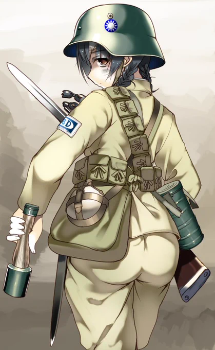 #自分のPixivブクマTOP3をあげる 
一位が二位の2倍くらい差があるけど、一応軍服だけでも1000user 達成してるので満足 