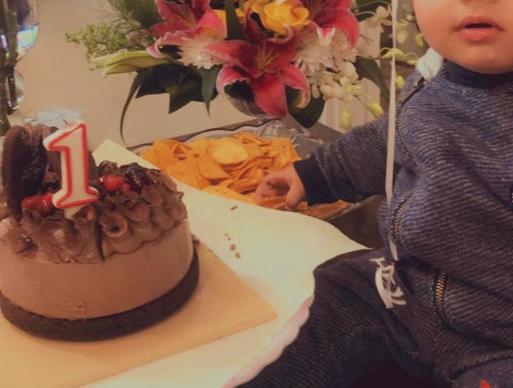 i_5lod's tweet photo. بين عَينيه مَشرِق رُوحي ومَغرِبها♥️.
Happy birthday my love
 - 13 march 2019
6 / 7 / 1440 
❤️❤️ https://t.co/y5bHKiR7S0
