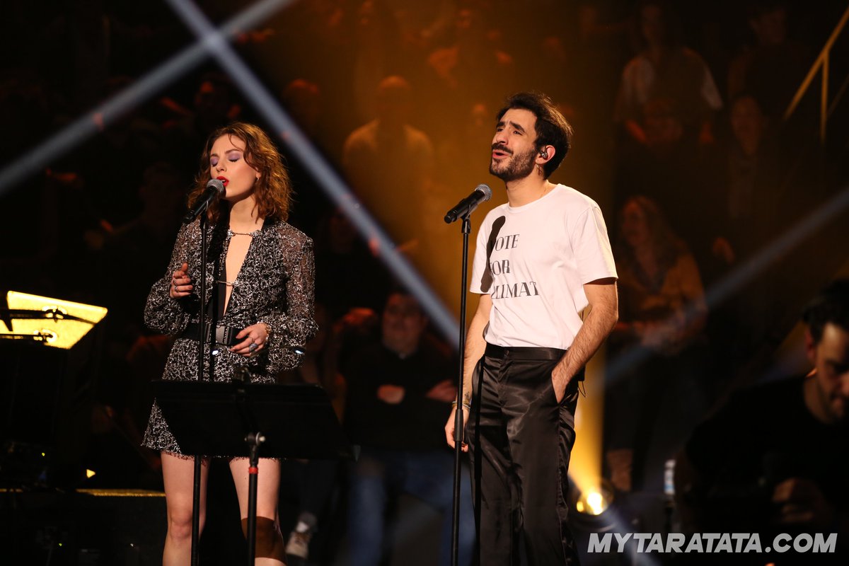 Taratata's tweet image. C'est le retour de @TherapieTaxi avec @pepite__ dans #Taratata "Pendant Que Les Champs Brûlent" (Niagara)