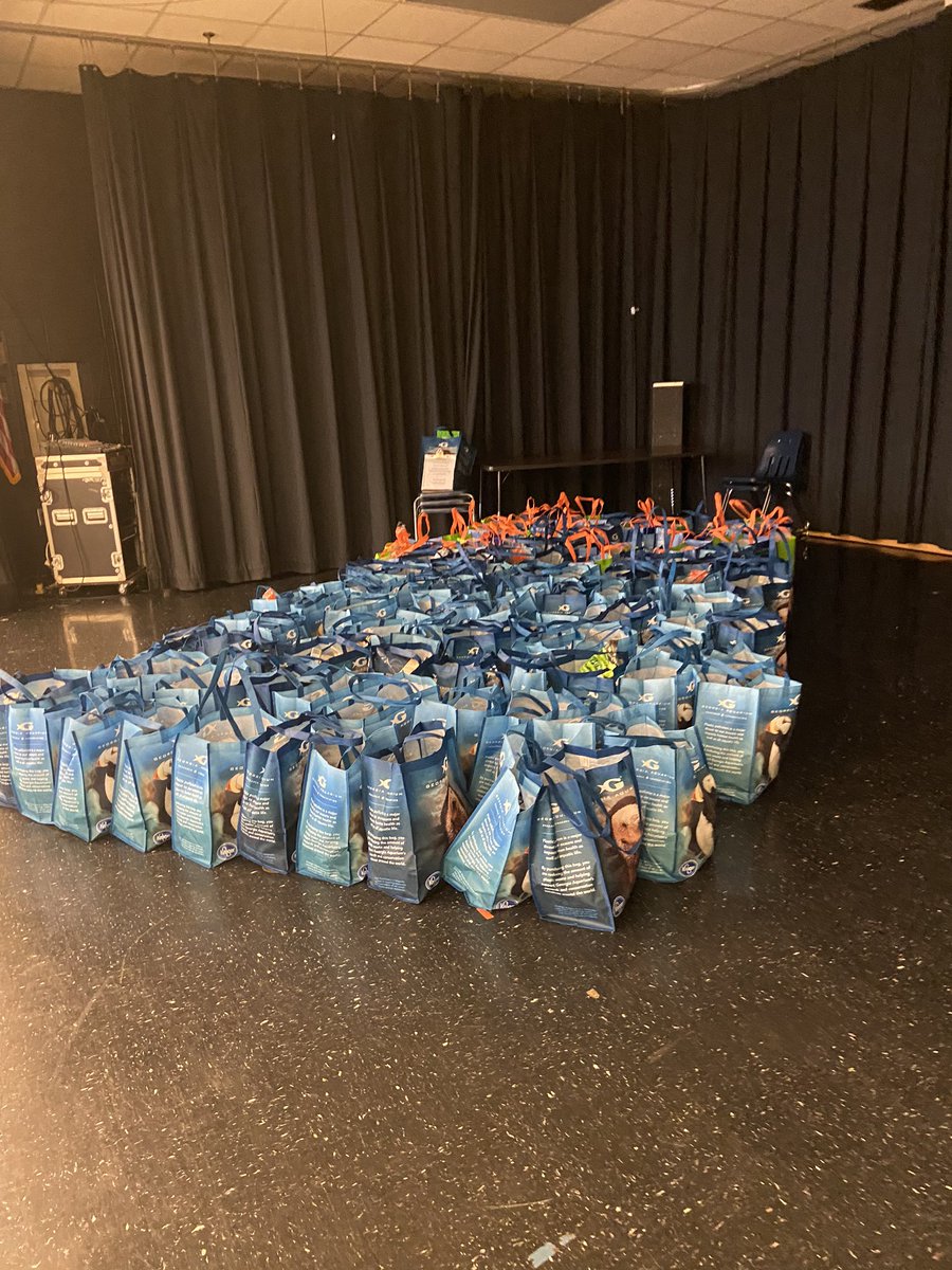In 24 hours an abundance of food was donated, bags were packed, and were delivered to our families’ homes to make the next couple of weeks just a bit easier. Thankful for sweet board members and volunteers who make our school community so special! <a href="/grantrivera/">Grant Rivera</a> <a href="/MariettaCitySch/">MariettaCitySchools</a>