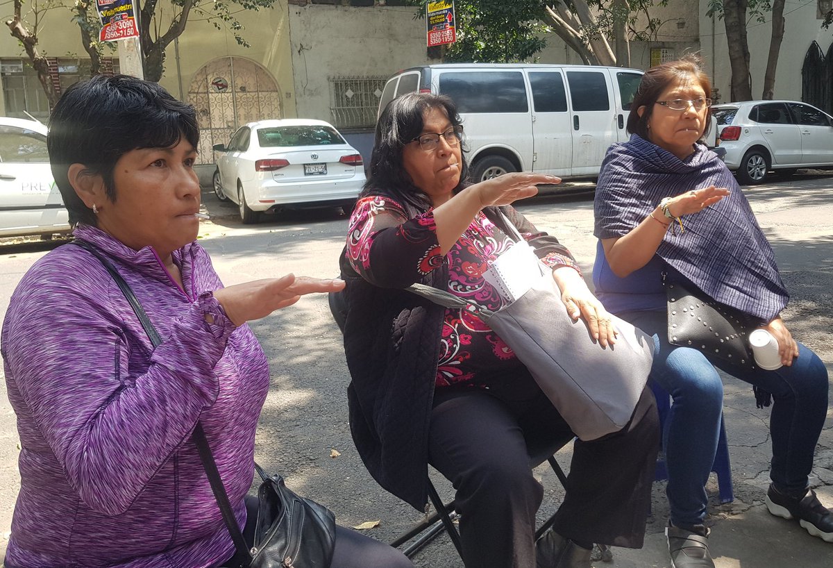 Sutnotimex's tweet photo. Hoy estuvieron con el #SutNotimex el colectivo #CENPROS y #VidaPlenaConDignidadAC, que por invitación de Sonia Mendieta de #MujerEsCDMX, apoyaron a los huelguistas con la presencia de la tetraterapeuta Noemí Domínguez y el psicoterapeuta Rafael Méndez.

¡Gracias a todos! 🤝 https://t.co/skt5UE3Lai