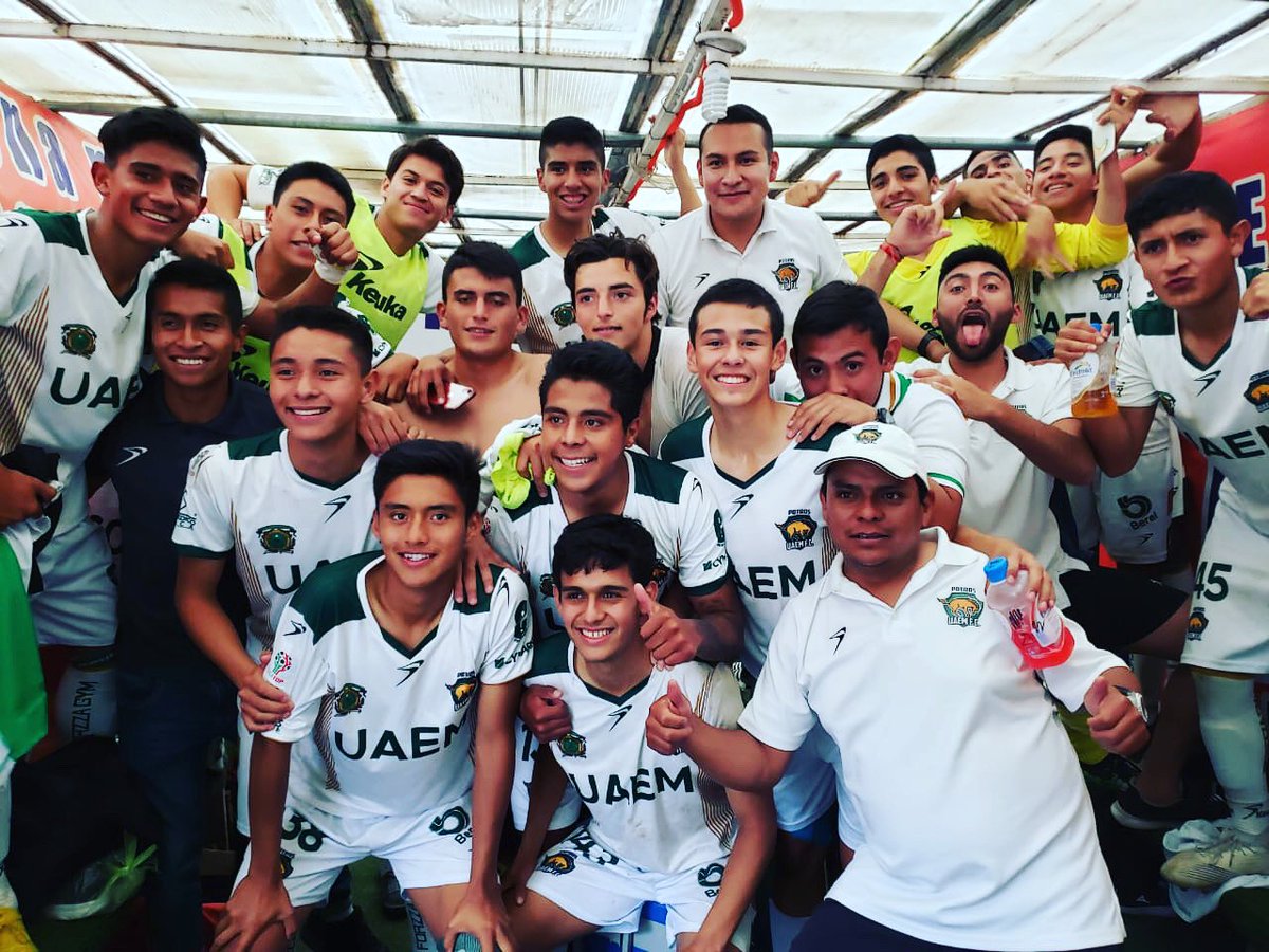 ¡Hoy Ganó Potros!💚💛😎 #SomosPotros #UnidosSomosIndomables👊🏼