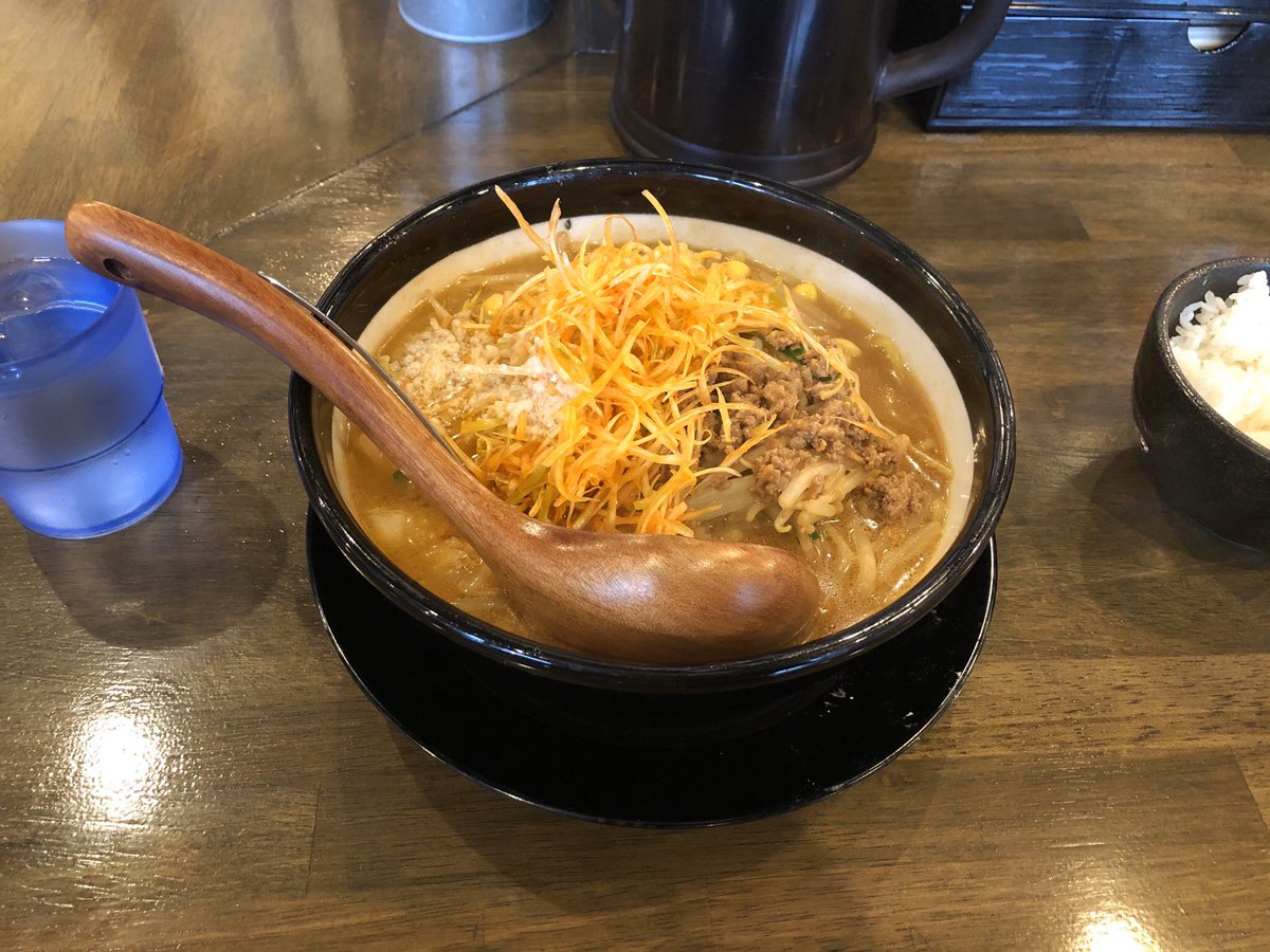 Tadataka على تويتر 与野本町にある味噌ラーメン専門店 日月堂 にて 赤ネギ味噌ラーメンをいただきました たいへん美味しかったです 残ったスープに ごはんを加えていただきましたが こちらもたいへん美味しかったです ごちそうさまです 与野本町 味噌