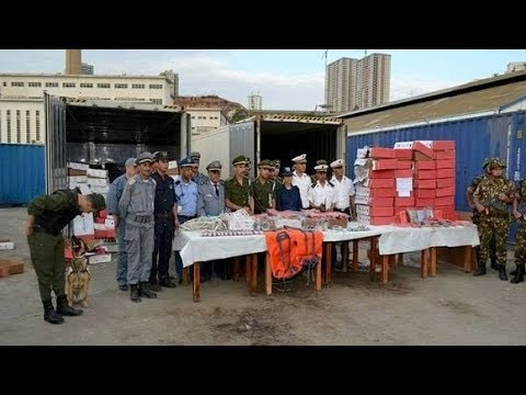 LamineKingbird's tweet photo. ~#just_for_Laughs...! ( please ). 😂😂😂😂😂😂😂😂😂
* En raison de la baisse du Baril, le Gouverneur de la Banque d'Algérie songe à mettre en adjudication/vente 7OO kgs de cocaine...... https://t.co/fy0Fcr6QzZ
