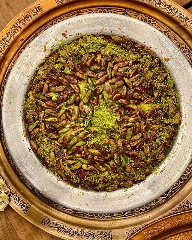 Künefe - one of my favorite Turkish desserts, made of crispykadaif (angel hair) pasta, with a soft melted cheese inside. This is a special edition topped with whole pistachios... #jokuti_turkey #foodie #kunefe #knafeh #kanafeh #kadaif #turkishdessert #turkishfood #istanbulf…