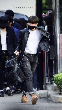 𝔇𝔞𝔡𝔡𝔶 𝔍𝔨 ft:ประสาทแดกล่ะน้องกู tweet media