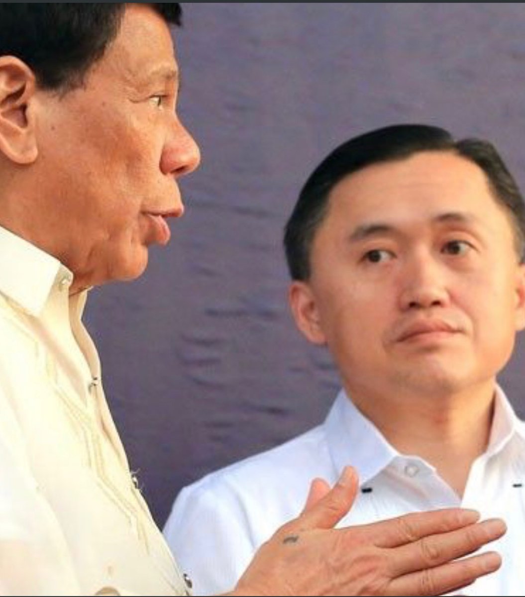 Kyle_Aesha's tweet photo. THE LOOK OF ADMIRATION AND UNDYING LOVE ๐
Pic CTTO
#TheREALFIRSTLADY https://t.co/zJBXDqJclU