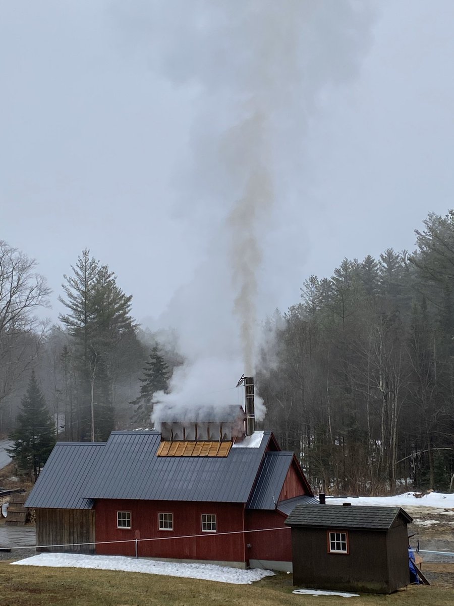 SpringerHarris's tweet photo. @amosedale @VermontJen @Eweather13 @MichaelPageWx @CaitlinMyNBC5 @WCAX_Dan https://t.co/rl5BTcWJ4l