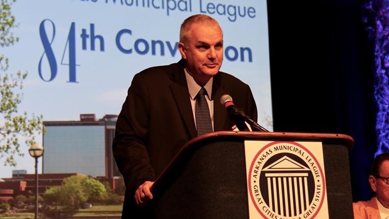 LiveSpringdale's tweet image. BREAKING:::Official release from Mayor Doug Sprouse on activity in the city of Springdale. This release gives updates on all of what will be open closed and scaled back in the city. Please read and share.
livespringdale.com/news20-38.html