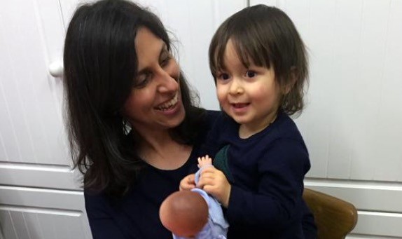mintysmith21's tweet photo. .@SergeiStanishev Pls help raise awareness of desperate situation #FreeNazanin facing #5yrsEvin after family holiday. https://t.co/t4msTKvs1R https://t.co/ffVGMHItMK