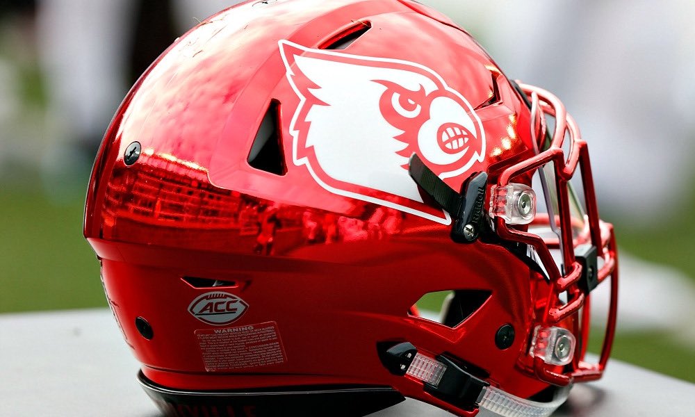 CoachJaydenTate's tweet photo. Blessed to receive an offer from The University of Louisville! 🙏🏼 https://t.co/JuqDPuZsPi