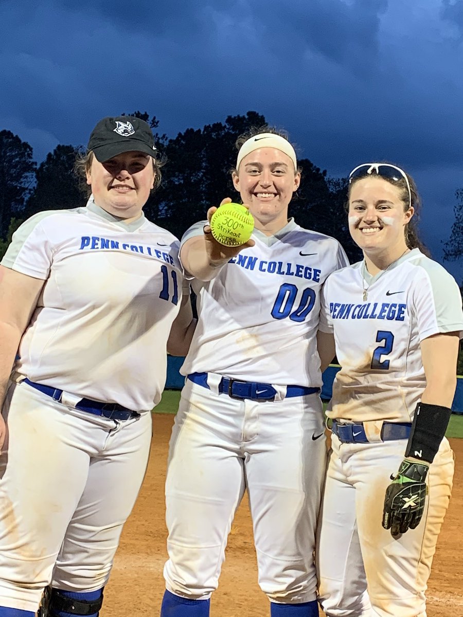 PCTSoftball's tweet photo. Today we finished just as we said we would! We got out the brooms for a two game sweep 🧹 to end our trip and our season. Everybody contributed today and we got 2 TEAM wins to send our senior class off in the best possible way!! Mo recorded her 300th career K!!!! #Pack19 https://t.co/bOPnEut4wo