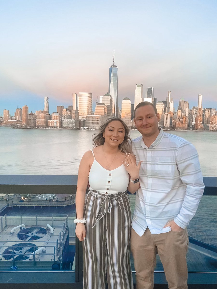 TC_Rach's tweet photo. I said yes! 💍 https://t.co/fh03RgVu6R