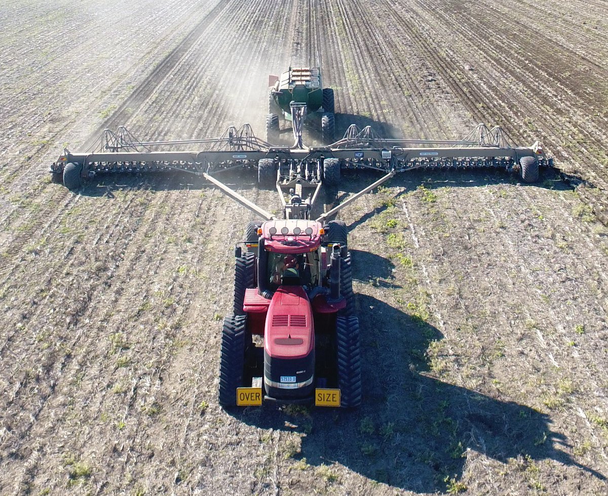 Ag &amp; Hire are looking for an experienced tractor operator for the 2020 planting season in the Moree and surrounding areas. Work will commence in April through to July. Drivers licence and own transport essential. Please phone or message Alex on 0428971455. Retweet’s appreciated.