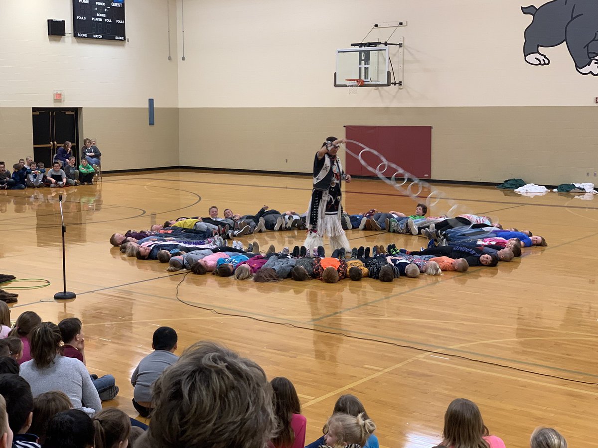blcordingley's tweet photo. Dallas Chief Eagle was this year’s Artist in Residence.  Such an amazing opportunity for our students at Koch!  #milbankschools https://t.co/TYvFosxNOF