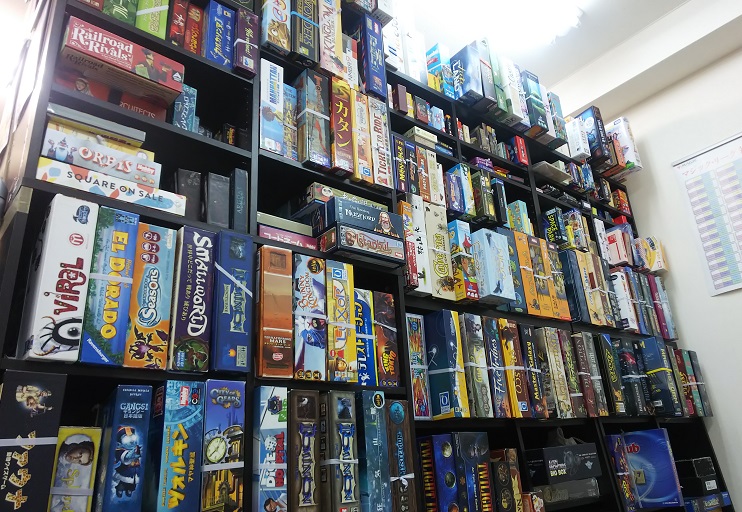 Twitter पर ボードゲームショップとど ゲームショップとど オープンしました 土日祝日は店内プレイスペースの全日利用がお得です ぜひ遊びに来てください 通販と店頭では新着商品含むボードゲーム 各種販売中です お買物 テーブル利用どちらもゲームショップとどで Twitter पर ボードゲームショップとど ゲームショップとど オープンしました 土日祝日は店内プレイスペースの全日利用がお得です ぜひ遊びに来てください 通販と店頭では新着商品含むボードゲーム 各種販売中です お買物 テーブル利用どちらもゲームショップとどで