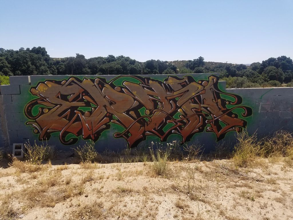 EdenArtGarden's tweet photo. #flashbackfriday Piece by "ERTH" painted during #TreEden
.⠀
.⠀
.⠀
.
#hiphop #art #sandiego #california #daygo #westcoast #aerosolart #spraypaintart #modernart #graffiti #modernart #undergroundhiphop #graffart #streetart #erth #sdhiphop #EdenArtGarden https://t.co/QxEcRgSLsy