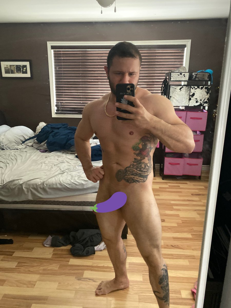 mrrbotyyprfectI's tweet photo. Retweet if you want me in your bedroom https://t.co/0EyINiYLoU