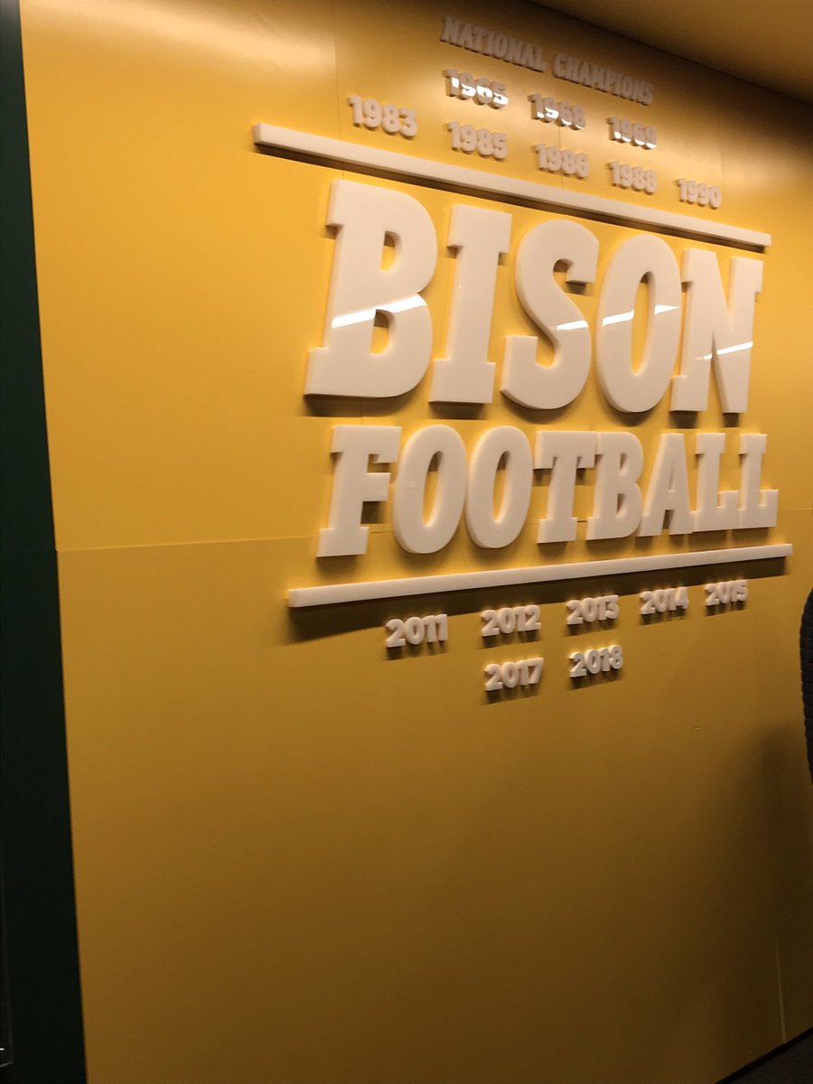Luke_Elkin44's tweet photo. Had a great visit today and enjoyed learning more about the University and Football Program.   Thanks coach @NickGoeser for the invite.  Had a great talk with @Coach_Entz and looking forward to being back on campus. #bisonmentality  @travisWSN https://t.co/B6Ln74ZOiz
