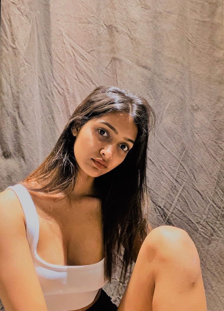 ETCfMzJU0AUYAiJ?format=jpg&name=medium