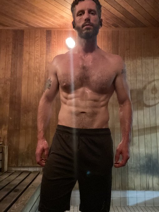 Ab split coming in. https://t.co/s7ruv6VRiZ