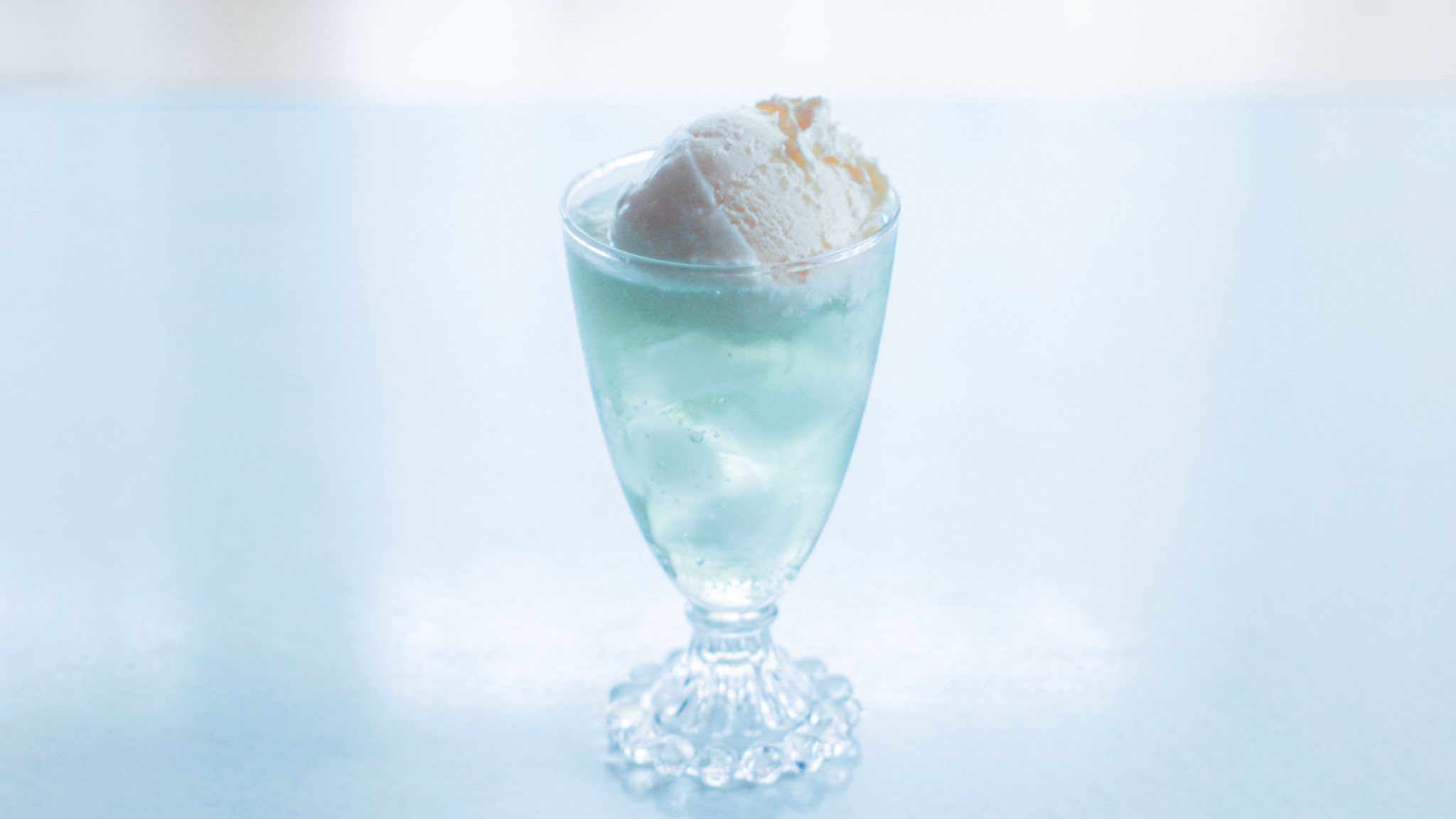白山 静 無印の淡い色と優しい味のクリームソーダ T Co Im1q9egxfw Twitter