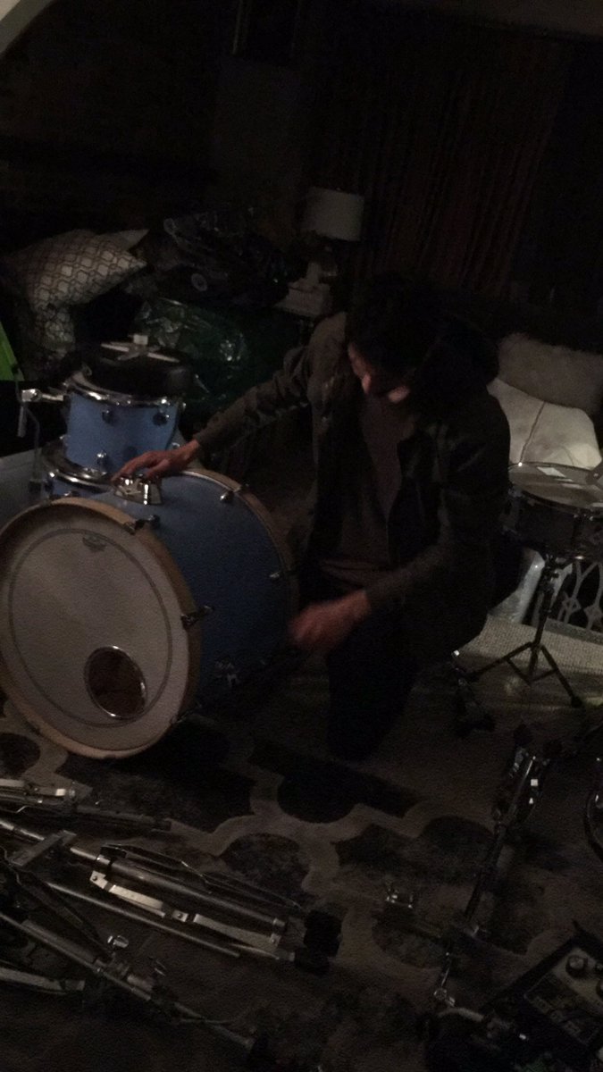 FadedPrisms's tweet photo. Staying inside means working on more music >:3 https://t.co/sHkl6nEMbV