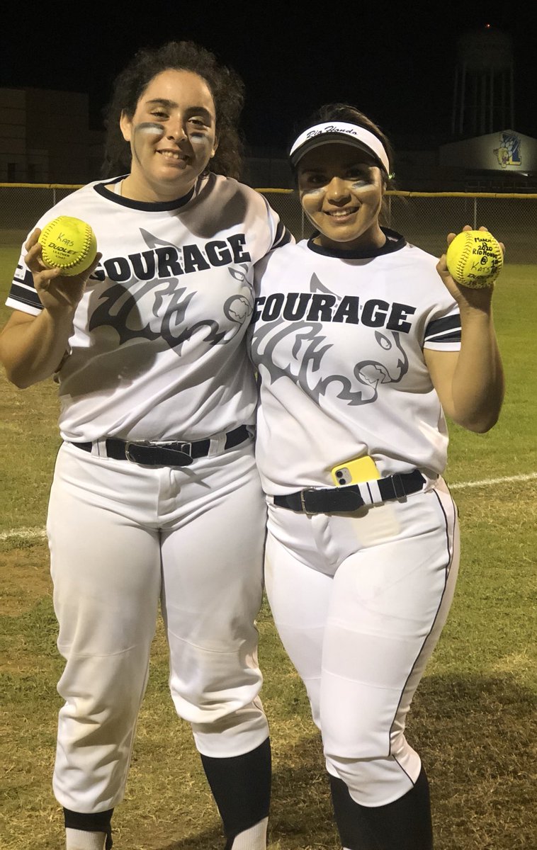 LadyCats_RHHS's tweet photo. S/O to @TorrisHope and @naaayyeliii for their 💣’s today!!   Abbie hit and 3 run  💣 and Nayeli a solo shot. https://t.co/UZE9u65ljA