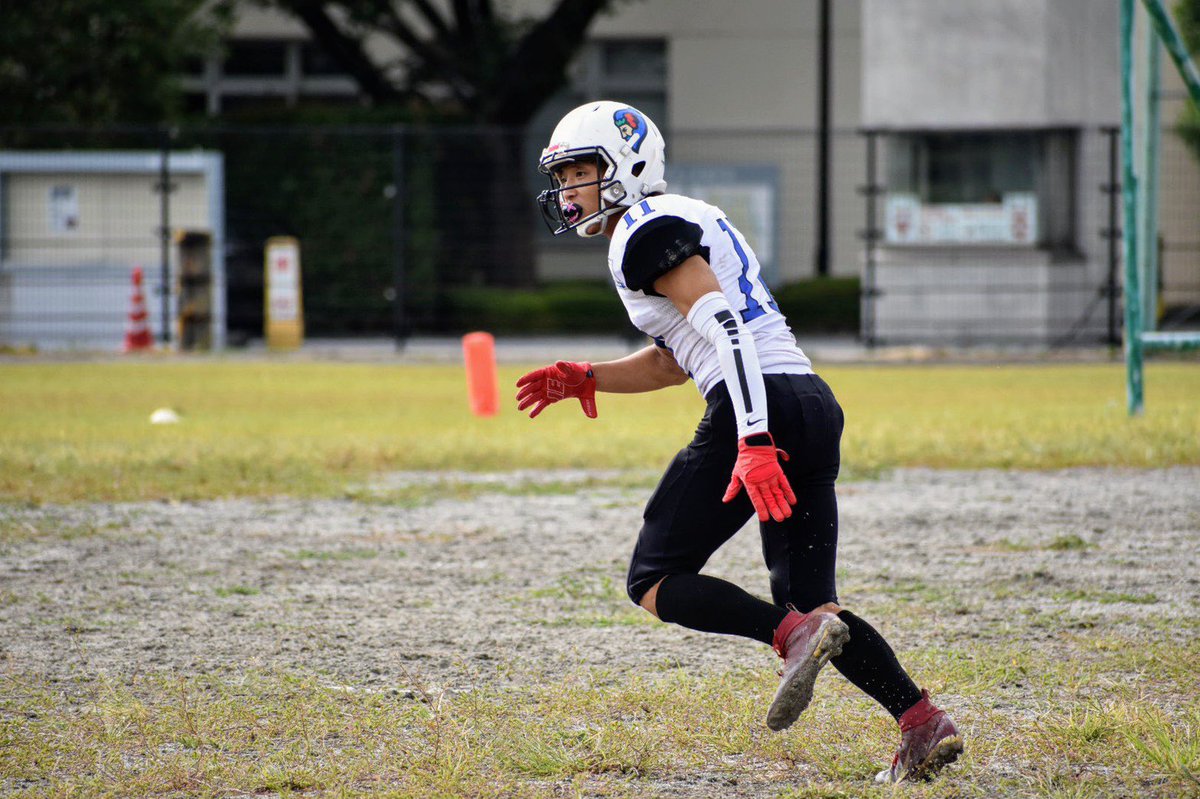 早稲田バッカス Auf Twitter 幹部代紹介 杉本 和輝 11 社会科学部 早稲田実業 アメフト 何度となくバッカスのピンチを救ってきた貴重なsf アグレッシブなプレーが持ち味 キャリアーへの寄せ 足 ミスをしたときの言い訳が速い 春から早稲田 サークル