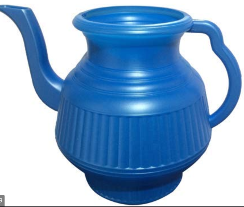 DrNamkeen's tweet photo. @ChristosArgyrop Muslims worldwide: 😶 #muslimshower #shatafa #lota https://t.co/OOpZThrhVA