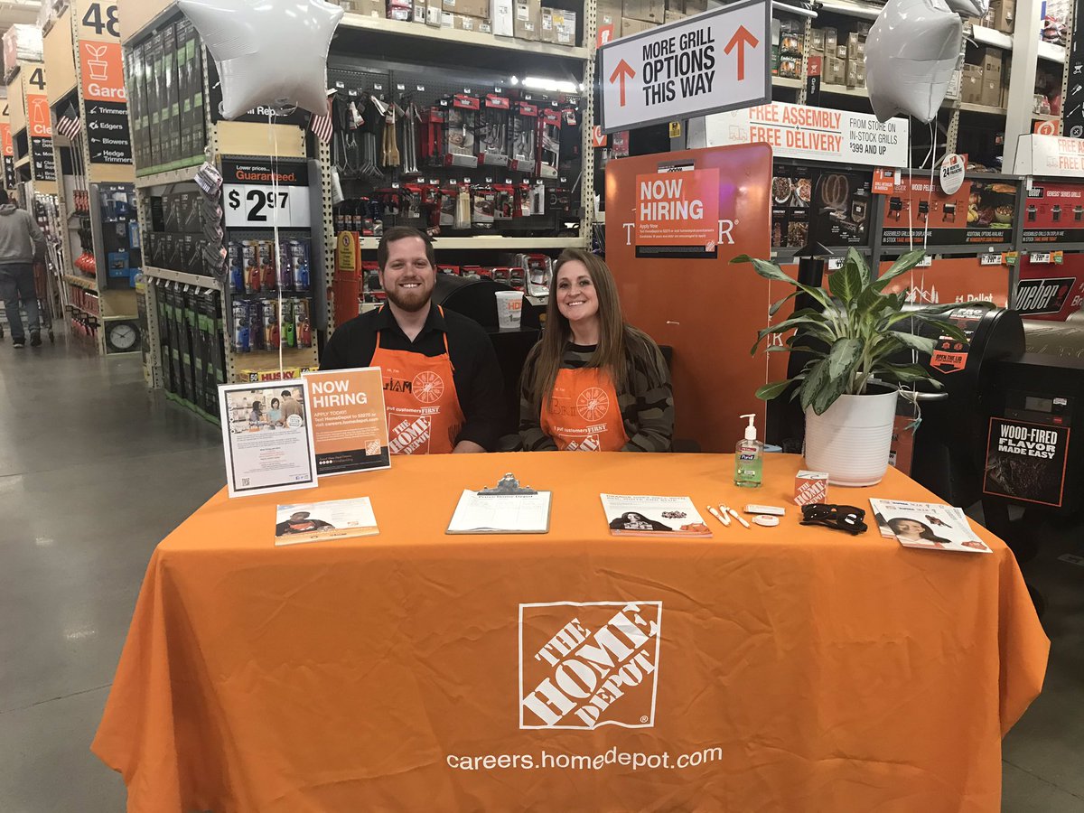 bribricamo's tweet photo. Rain or shine, #ferocious4416 is ready to find our next orange-blooded associates with our Spring Hiring Event! @NorthcreekHold @chunkmeister1 @JEBM_THD @MughalLuq @JeremiahEarley @Alvarez2Joe @BradSimons3 @aleksandraamar1 @liam70x7 https://t.co/XWy7T43ixy