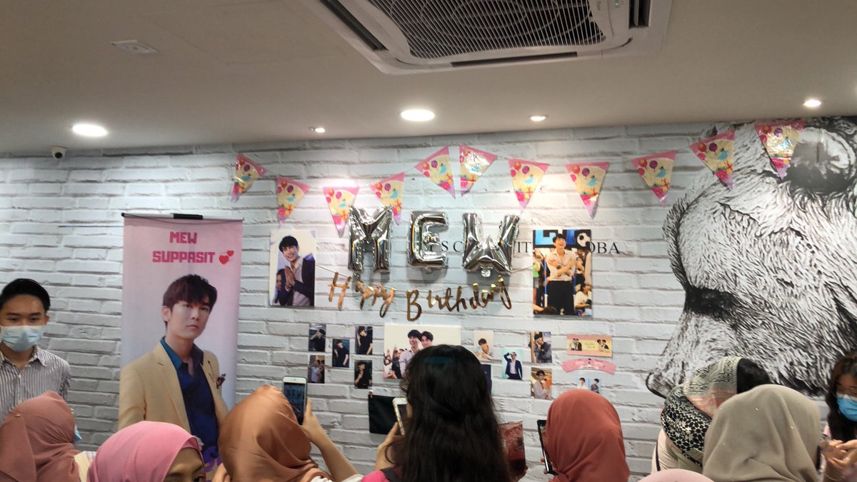 jcgoh89's tweet photo. #OneDayWithMewlionsInKL https://t.co/3iH7W1oZmI