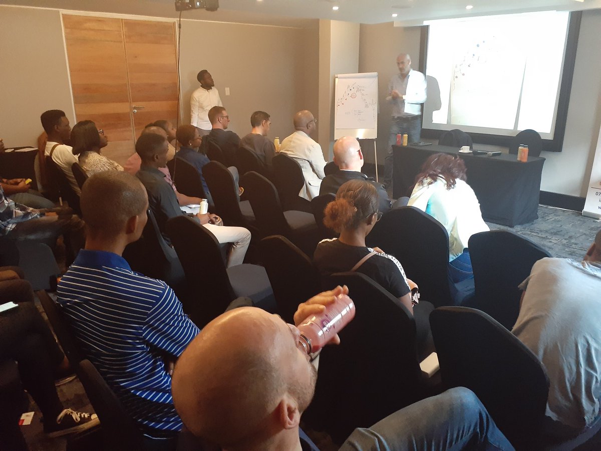 LesegoDibaks's tweet photo. 🚨 @StartUpGrindPTA with @YZP 🚨
Content:
How to get client✅
How to interact with them✅
Knowing your Target market✅
How to connect✅
Be informative about your brand✅
Are you ready❓
Sip @SirFruit_
And use @PayFast for your transactions.
#startupPTA https://t.co/k0KgbRoWY0
