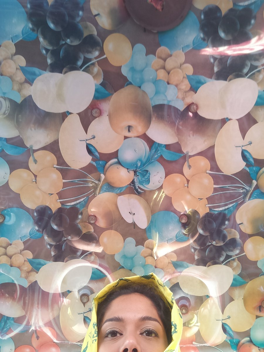 GreaterBombay's tweet photo. Supermarket shelves getting wiped out? There are still fruits on a #TaxiTop. Stay safe, soap up and stay out of trouble, everyone. ๐๐๐โฅ๏ธ #MumbaiTaxi #Ceiling #Art https://t.co/pgPdOoJIVP