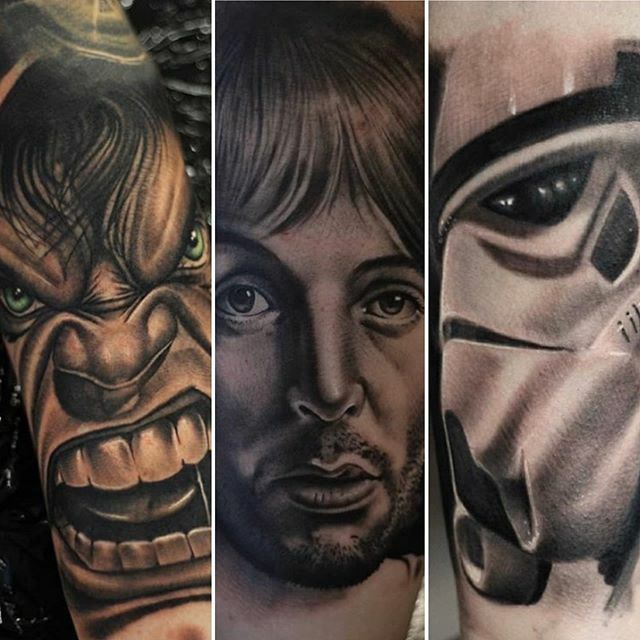 area10barbering's tweet photo. Buzzin' to have the legendary @granttaylortattoos with us at Area10 for the next 2 weeks! His work is 🔥 #blackandgreytattoo #hulktattoo #realismtattoo @northernglorytattoo https://t.co/by51HJVcU6 https://t.co/nPGmlYcP2R